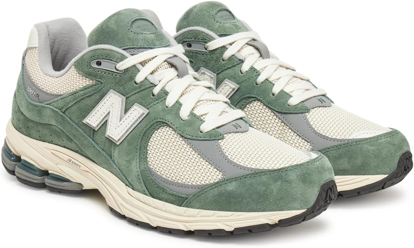 New Balance Unisex Trainers, Sports Shoes - Image 3