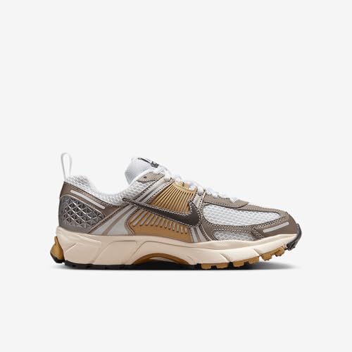 Nike Vomero 5 Big Kids' Shoes (Metallic Pewter/Parachute Beige/White/Medium Ash) Size 4.5 - Image 3