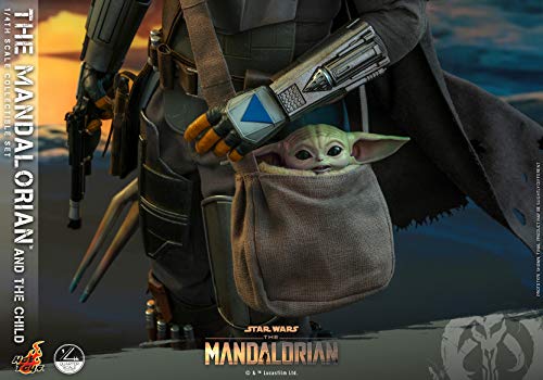 Hot Toys Star Wars The Mandalorian and The Child Collector Edition 1/4 Scale Figure - Image 3