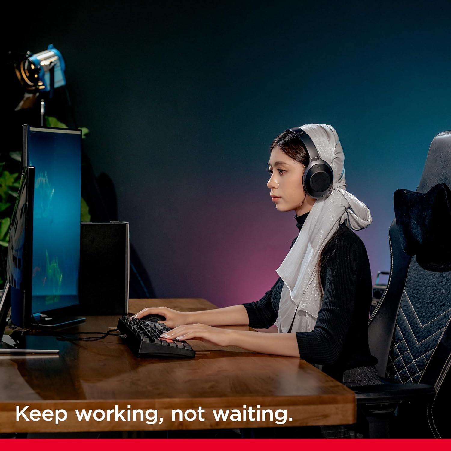 SanDisk 1TB Extreme PRO Flash Drive with USB-A - Up to 1000MB/s Read speeds and 900MB/s Write speeds - for Laptops, Computers, Desktops - High Performance Drive, Black - SDCZ820-1T00-G46 - Image 3