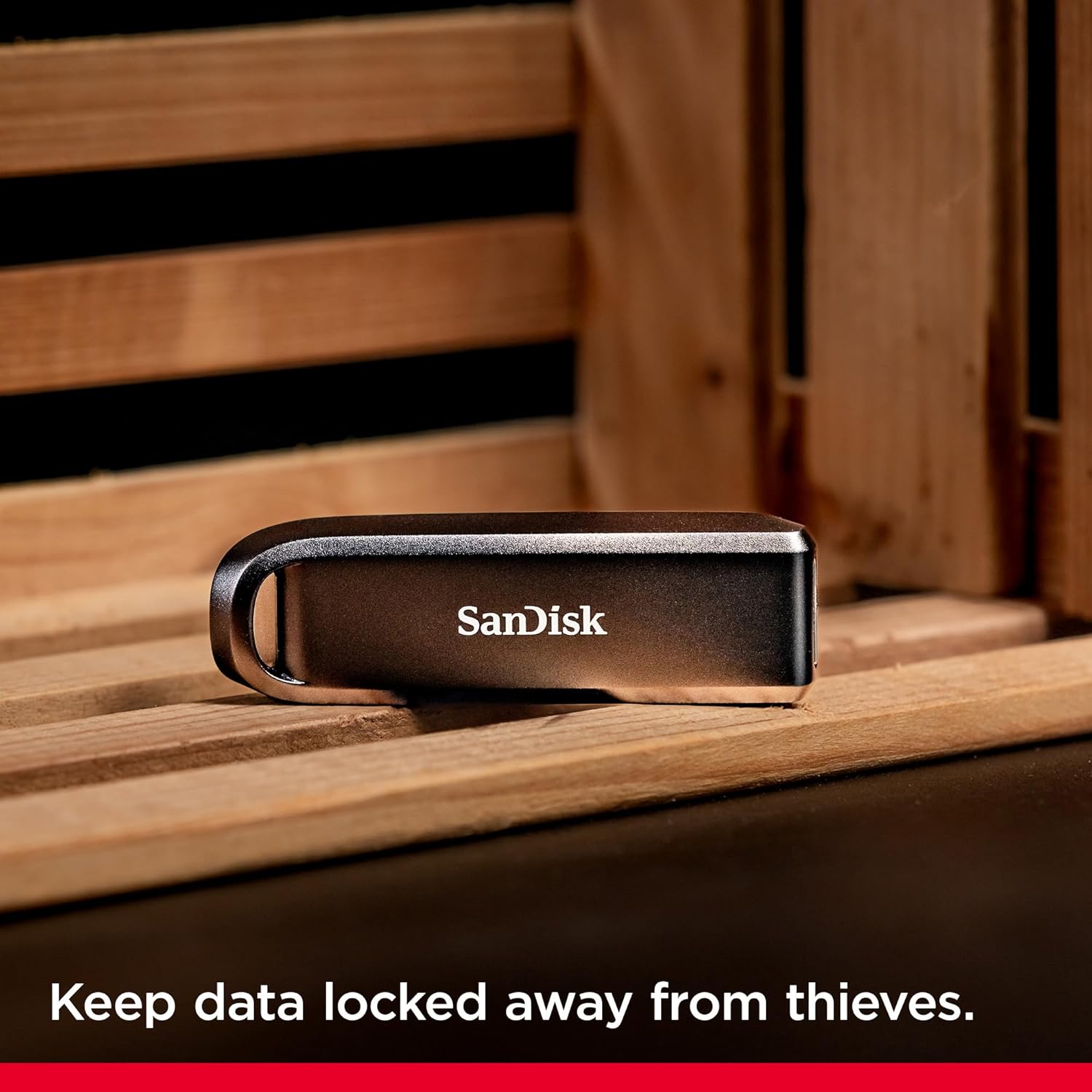 SanDisk 1TB Extreme PRO Flash Drive with USB-A - Up to 1000MB/s Read speeds and 900MB/s Write speeds - for Laptops, Computers, Desktops - High Performance Drive, Black - SDCZ820-1T00-G46 - Image 7