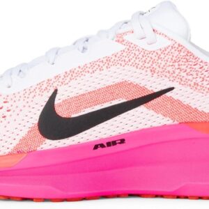 Nike Women’s Winflo 11 Road Running Shoes