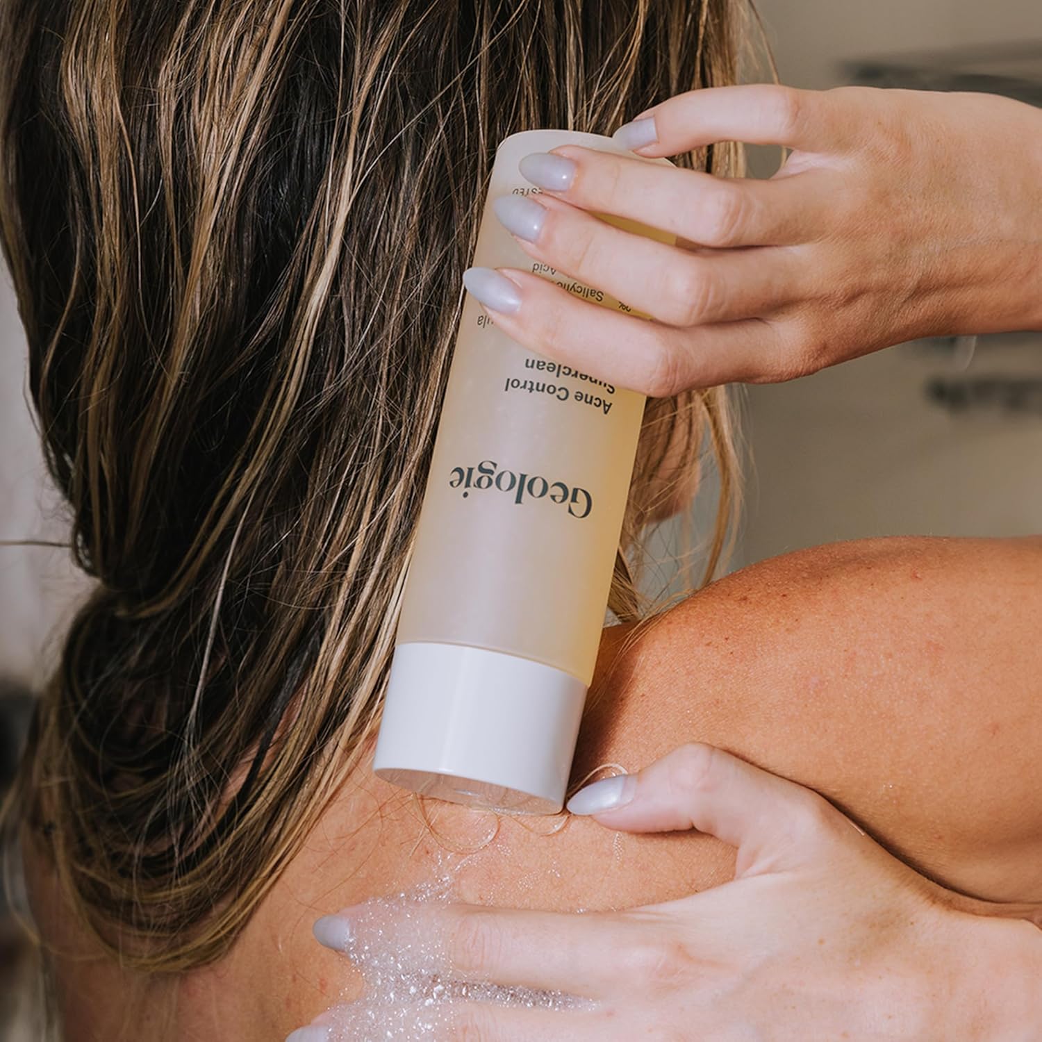 Geologie Acne Control Body Wash | Exfoliating AHA + BHA Cleanser for Men & Women | Reduces Bacne & Body Breakouts | Salicylic Acid + Glycolic Acid | 8.4 Fl Oz - Image 4