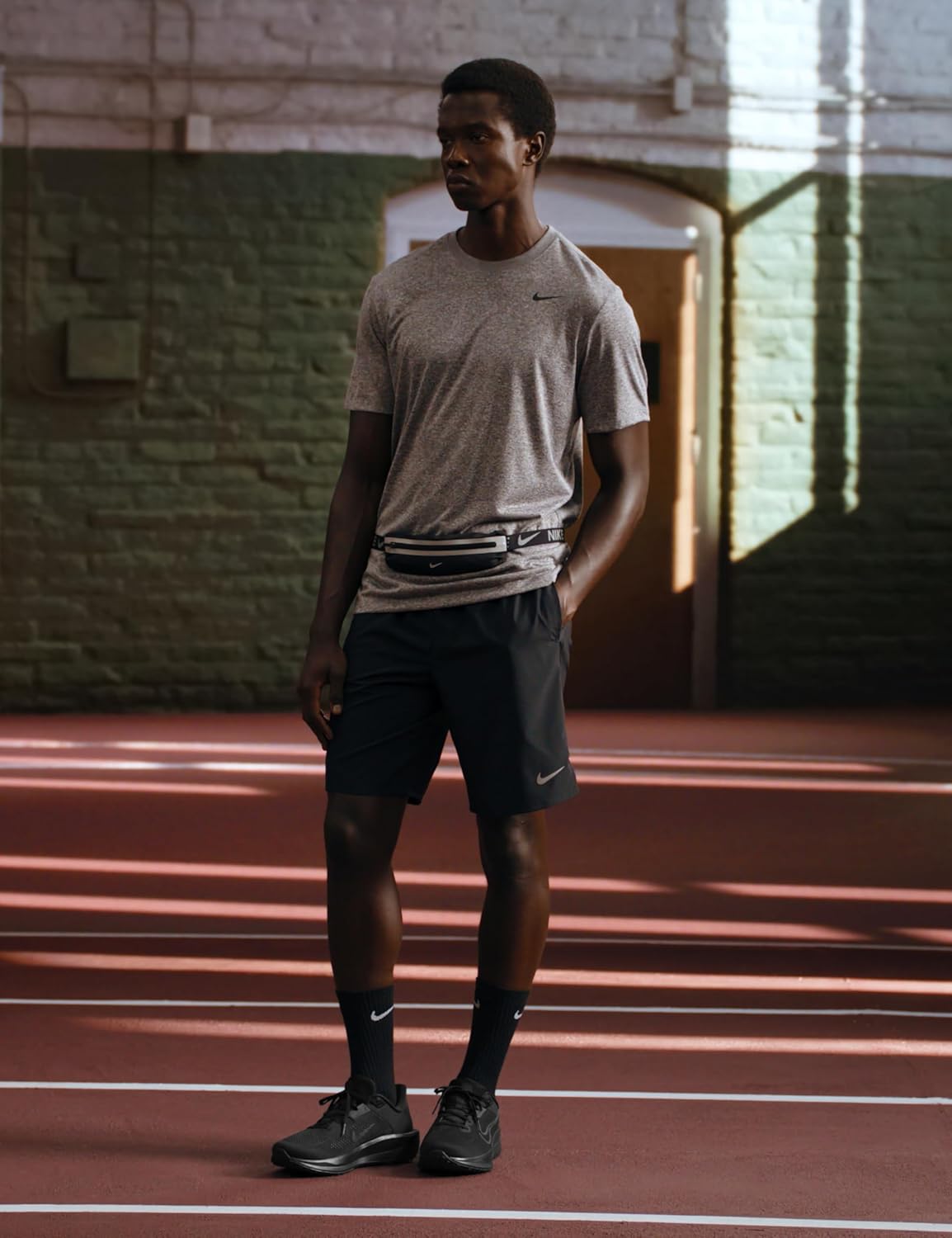 Nike Men's Quest 6 Road Running Shoes - Image 7