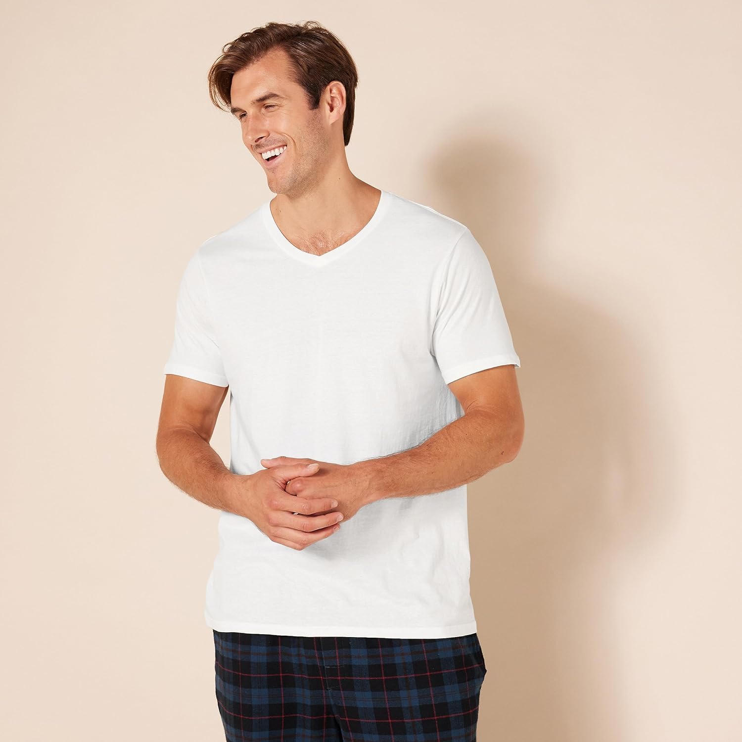 Amazon Essentials Men's V-Neck Undershirt, Breathable, Cotton, Pack of 6 - Image 6