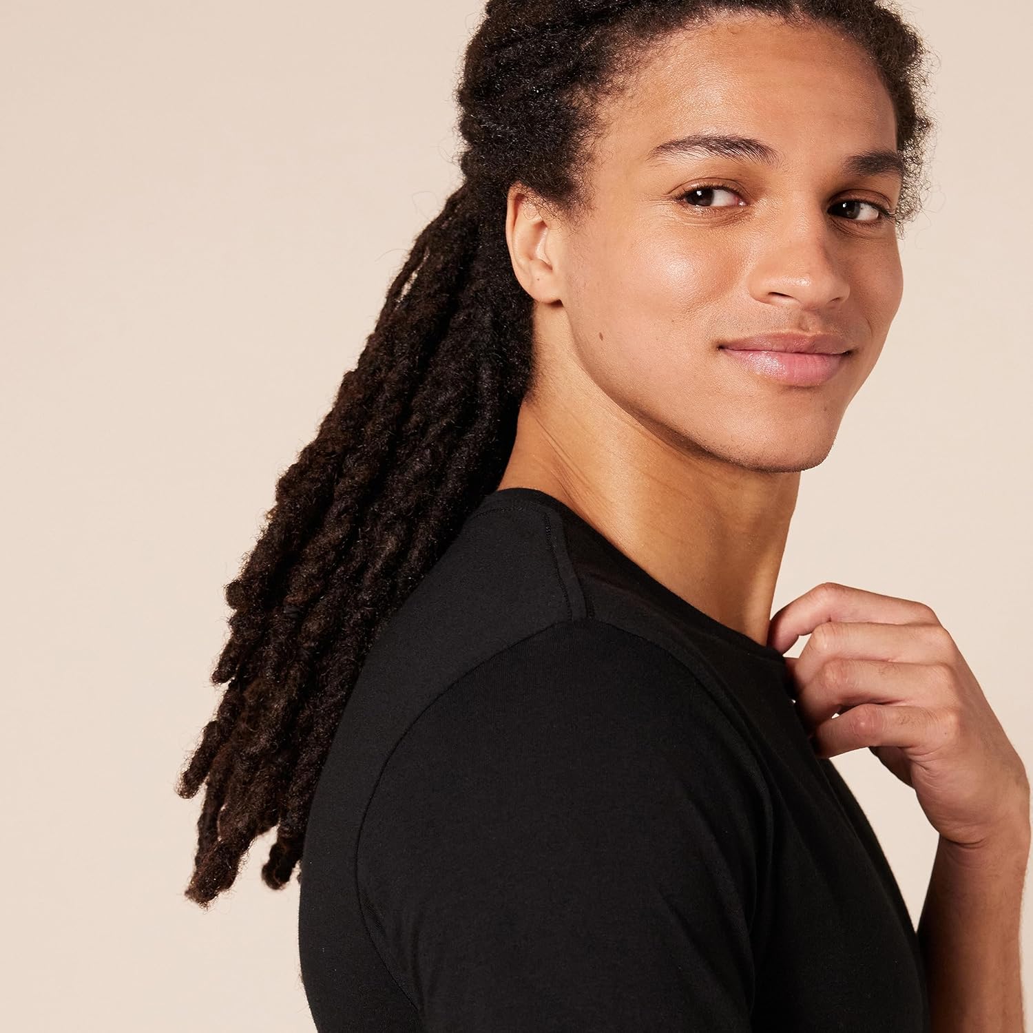 Amazon Essentials Men's Cotton Undershirt - Image 5