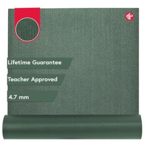 Manduka PROlite Yoga Mat 71\” – 4.7mm | Lifetime Durability | Hygienic Construction | Teacher Approved | 71 x 24 inches | Black Sage