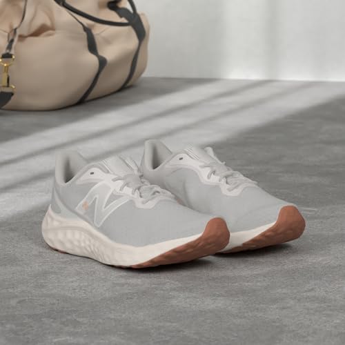 New Balance Women's Fresh Foam Arishi V4 Running Shoe, Summer Fog/Nimbus Cloud/Light Gold Metallic, 7.5 - Image 2