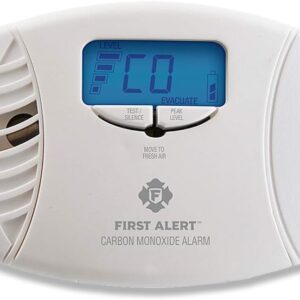 First Alert CO615 Dual-Power Plug-In Carbon Monoxide Detector with Battery Backup and Digital Display, White