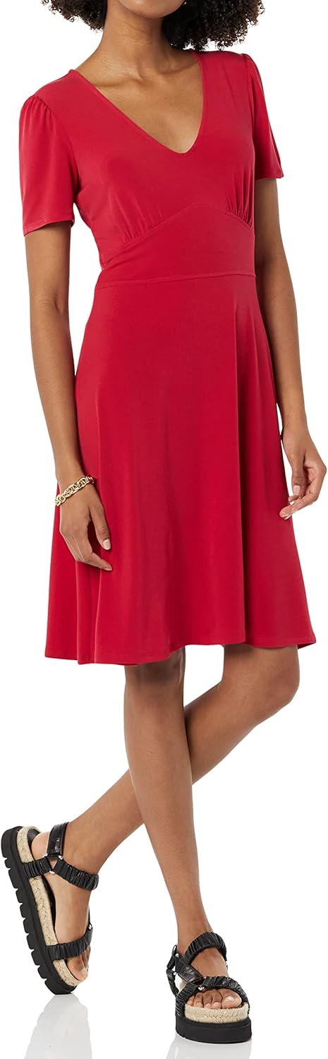 Amazon Essentials Women's Short Sleeve V-Neck Gathered Fit and Flare Dress - Image 4