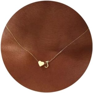 Turandoss Valentines Day Gifts for Kids Teen Girls – Dainty 18K Gold Plated Heart Initial A-Z Pendant Necklace Trendy Jewelry Heart Necklaces Birthday Valentines Day Gifts for Girlfriend Wife Women